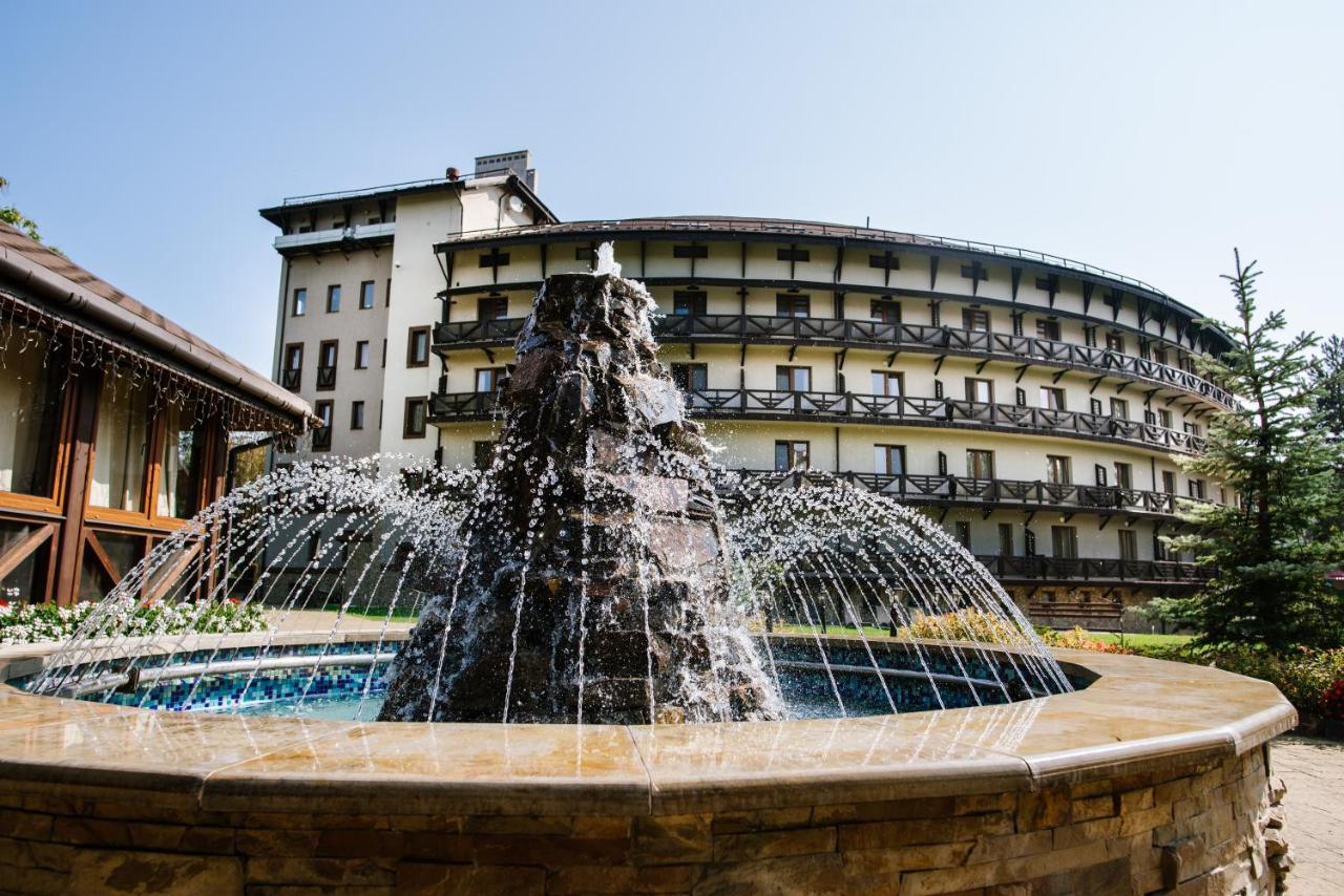 Apart-Hotel Chale Graal Truskaveț Exterior foto